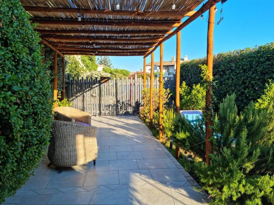 פלומיני די קווארטו Villa Tea, Residenza Incantevole Con Giardino . מראה חיצוני תמונה