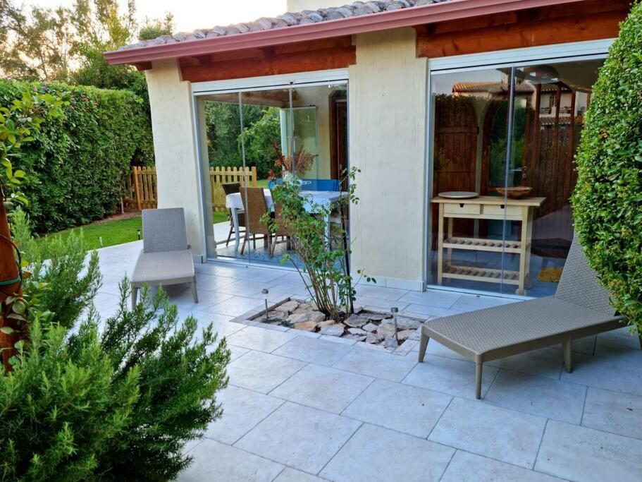 פלומיני די קווארטו Villa Tea, Residenza Incantevole Con Giardino . מראה חיצוני תמונה
