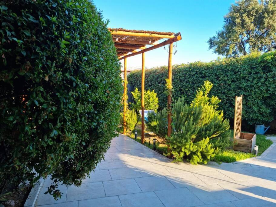 פלומיני די קווארטו Villa Tea, Residenza Incantevole Con Giardino . מראה חיצוני תמונה